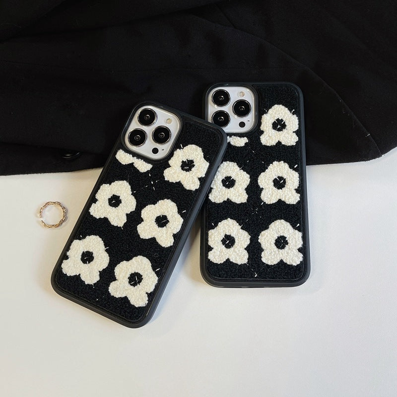 iPhone Case: 3D Daisy Design Black Floral Case