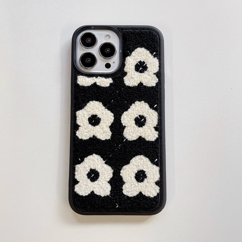 iPhone Case: 3D Daisy Design Black Floral Case