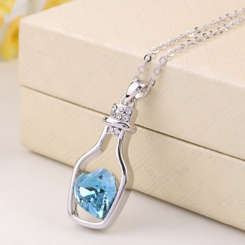 Heart Crystal Bottle Necklace Set - Trendy & Unique Gift