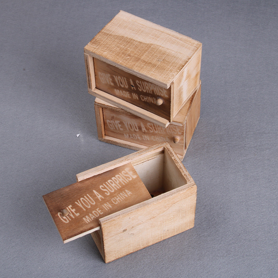Wooden Prank Box with Realistic Spider for Big Laughs