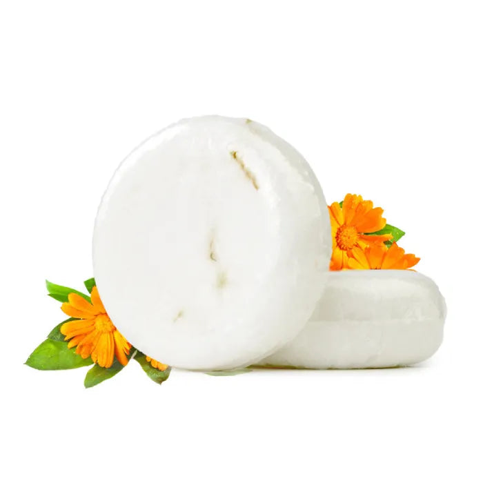 Calendula shampoo bar, enhances hair suppleness, cruelty-free.