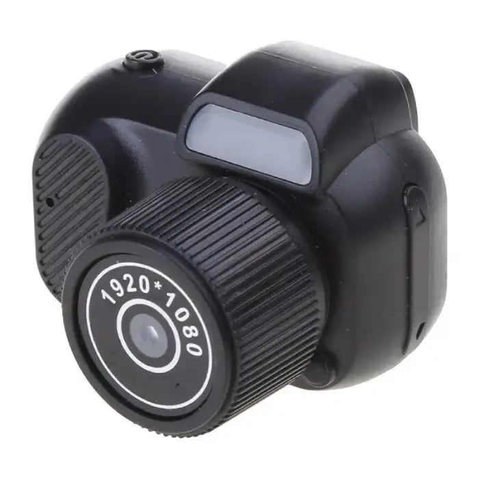  Retro Mini Camera close-up showing detailed HD lens with 1920x1080 resolution printed on front.