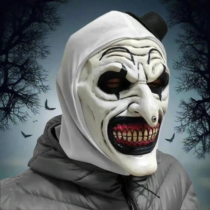 Scary Clown Mask - Perfect for Halloween - UrSuperMart