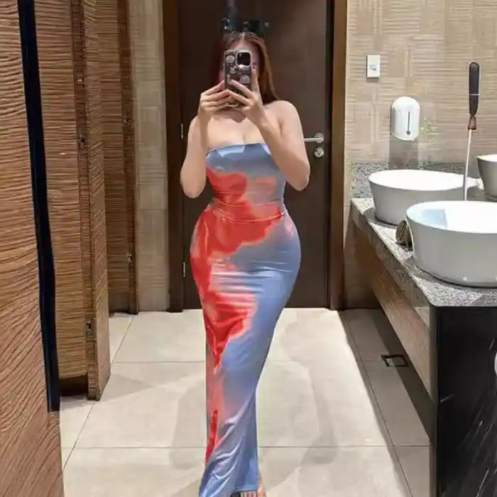  Strapless women’s summer slit dress with vivid red floral patterns in mirror selfie